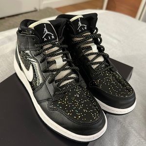 Nike Air Jordan One Mid Black Speckle Sneakers